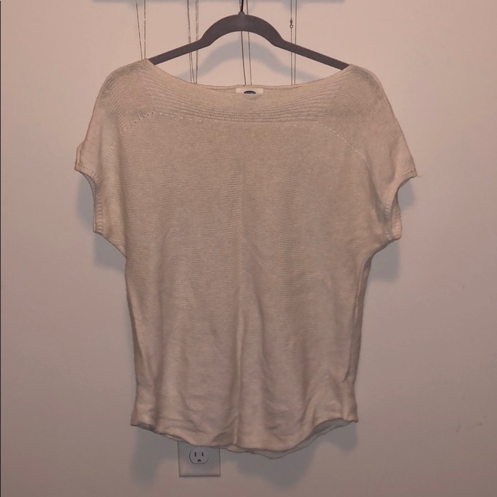 Short sleeve sweater